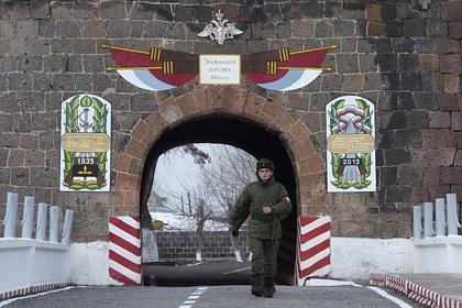 102-я российская военная база в Гюмри (Армения)