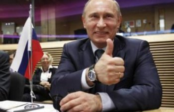 Брата вице-премьера России оштрафовали за шары для Путина