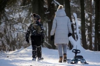 В Минфине назвали общую сумму выплат семьям с детьми от 8 до 16 лет 