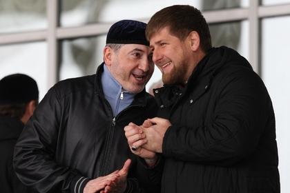 Глава Чеченской Республики Рамзан Кадыров (справа) и Ибрагим Белхароев