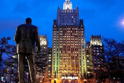 Россия ввела санкции против США Черный список американских чиновников и высылка дипломатов — чем Москва ответила Вашингтону