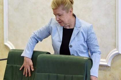 Елена Мизулина