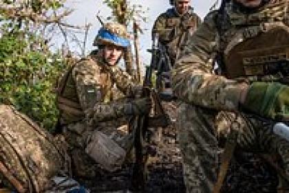 «Шансы переломить ситуацию равны нулю» Оборона ВСУ в Донбассе трещит по швам. Куда российская армия нанесет решающий удар?