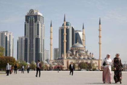 «Приезжих будут оберегать как своих» Жители Северного Кавказа — о туристах в открытой одежде и стереотипах о регионе 