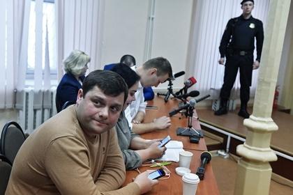 Петр Офицеров в суде