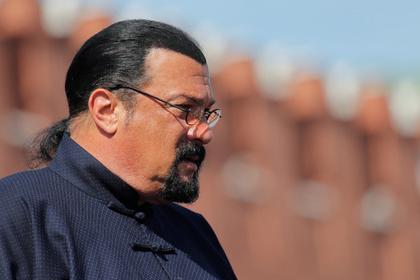 Стивен Сигал