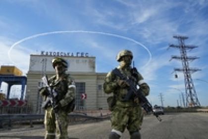 «Просто хочу, чтобы все закончилось» Безработица, бедность и надежда на мир. Как жители Херсона привыкают к новой жизни