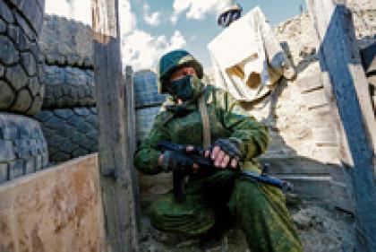 «Держаться будем, пока всех не убьют» В ДНР и ЛНР объявлена всеобщая мобилизация. К чему готовятся защитники Донбасса?