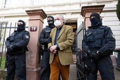 В Германии планировали убить канцлера Олафа Шольца. Кто стоит за попыткой госпереворота и почему их план провалился?
