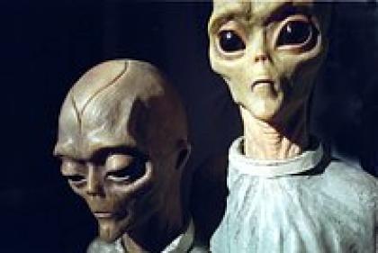 «Они замаскированы под нас» Тысячи россиян уверены, что были избраны инопланетянами. Почему они так решили?