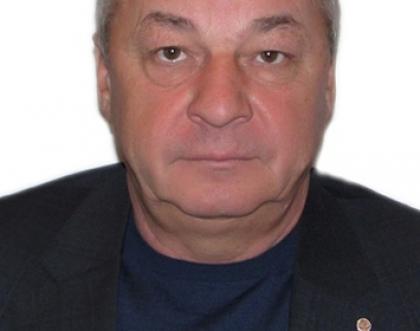 Владимир Попов