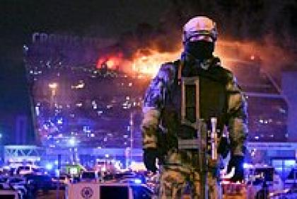 Террористы расстреляли десятки людей в «Крокус Сити Холле». Что говорят о теракте в России и мире?