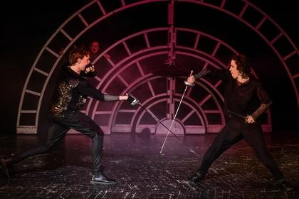 Из спектакля «Ромео и Джульетта», московский театр «У Никитских ворот»