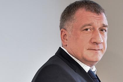 Владимир Петров