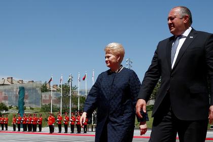 Премьер-министр Литвы Даля Грибаускайте и президент Грузии Георгий Маргвелашвили