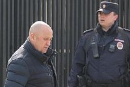 ФСБ завела на Пригожина дело о вооруженном мятеже. Он заявил об ударе военных по «Вагнеру», Минобороны это опровергло 