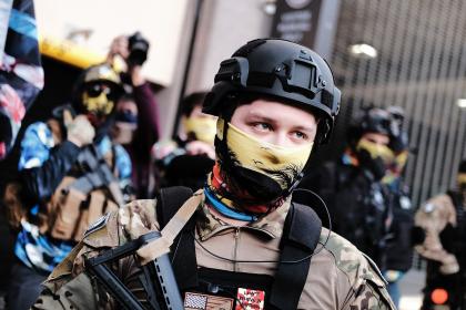 Член группировки Boogaloo Bois