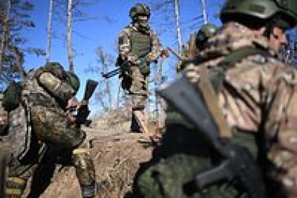 Военные пенсии в 2024 году: кому положены, когда и на сколько повысят