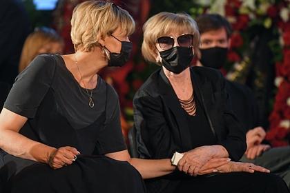 Юлия Меньшова и Вера Алентова