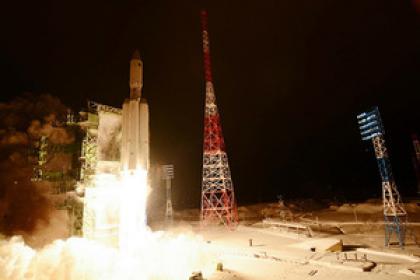 Еще полетаем «Роскосмос» просит денег на самую бесполезную и дорогую ракету