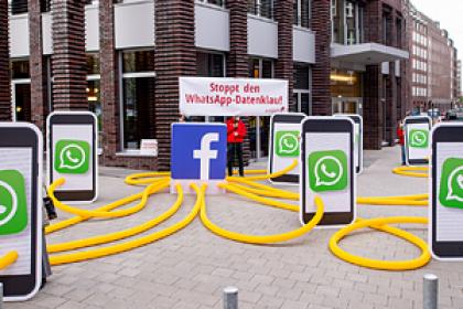 Империя лжи. WhatsApp обещал пользователям секретность, но всех обманул. Переписки миллиардов людей оказались под угрозой