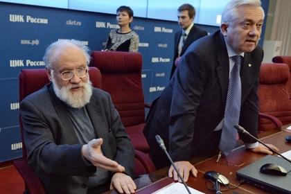 Председатель ЦИК Владимир Чуров, зампредседателя ЦИК Леонид Ивлев