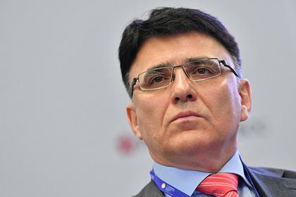 Александр Жаров