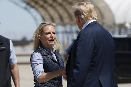 Кирстьен Нильсен и Дональд Трамп