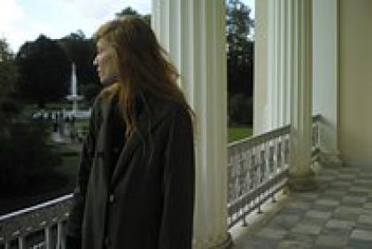 «Беги от него, он псих» Фотомодель отбилась от пьяного мужа и села за решетку. Почему в России суд несправедлив к жертвам насилия?
