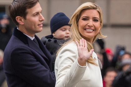 Дочь президента США Дональда Трампа Иванка Трамп с супругом Джаредом Кушнером