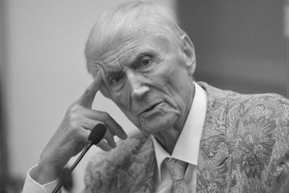 Евгений Евтушенко 