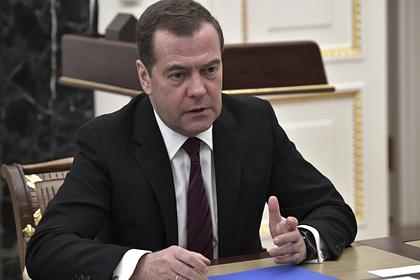 Дмитрий Медведев 