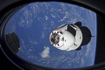 Маск против Безоса: как богатейшие бизнесмены планеты конкурируют за космос