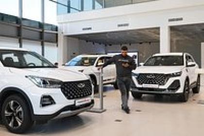 В России сотнями закрываются автосалоны с машинами из Китая. Неужели эпоха их доминирования подошла к концу?