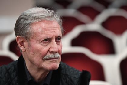 Юрий Соломин