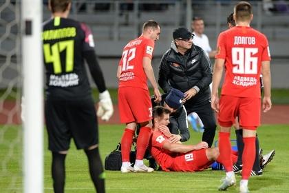 Игроки «Енисея» в матче с «Зенитом»