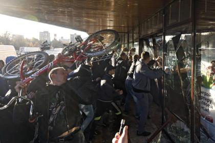Беспорядки в московском районе Бирюлево 13 октября 2013 года