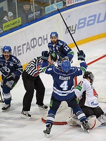 Кубок Гагарина отправился на Запад