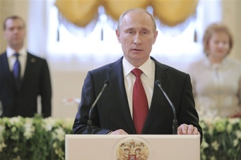 СМИ: Путин может править дольше, чем Брежнев