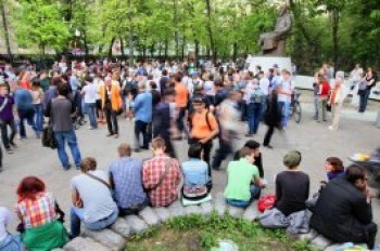 Власть обещает не разгонять оппозиционный лагерь на Чистых прудах