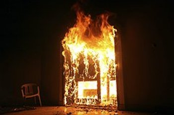 Ливийская революция пожирает своих отцов