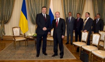 Янукович с Путиным похвалили выгоды от Таможенного союза