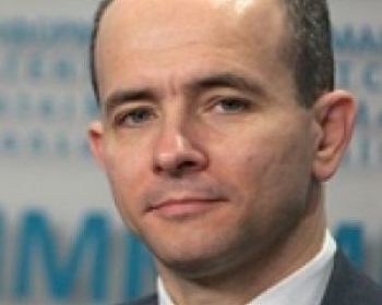 Правительство не способно стимулировать экономику - эксперт