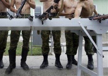 В Минобороны РФ объяснили, почему в российской армии все еще используются портянки