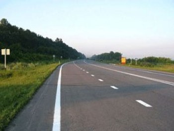 На Ивано-Франковщине перекрыто движение на мосту через Днестр