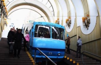 Киевские памятники обзавелись кодами, раскрывающими историю объекта