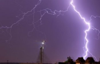 Побережья США достиг тропический шторм Андреа