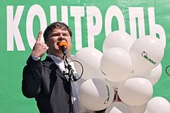 Лидер «Яблока» готовится к второму туру выборов мэра