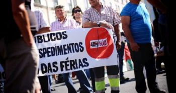 Госслужащие Португалии протестуют против увеличения рабочего дня