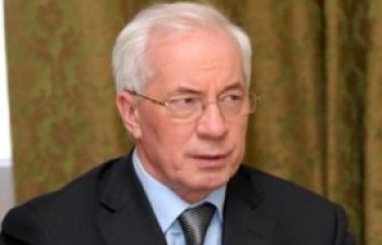 В Давосе Всемирный форум отозвал приглашение Азарову